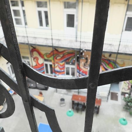 Dbc Hostel Budapest Esterno foto